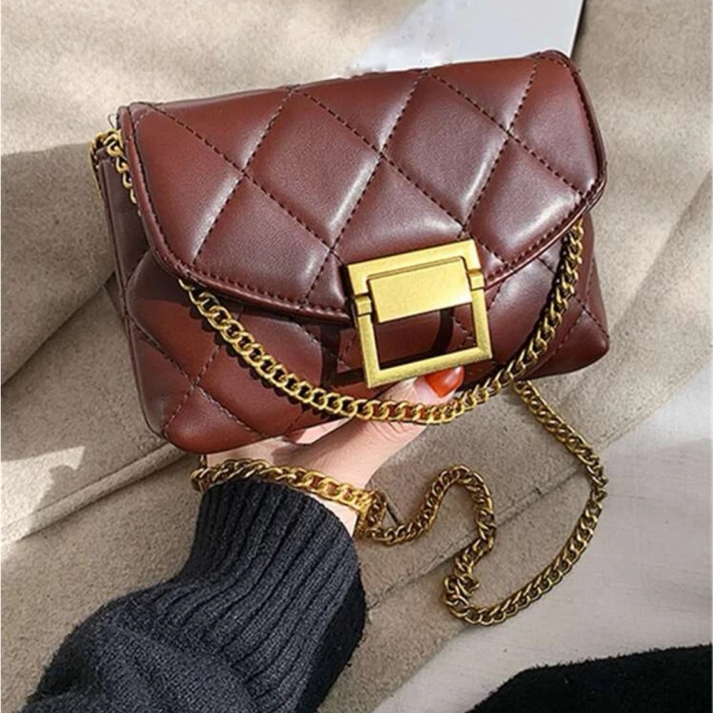 Chestnut quilted crossbody bag with gold chain. - Picture 2 of 6